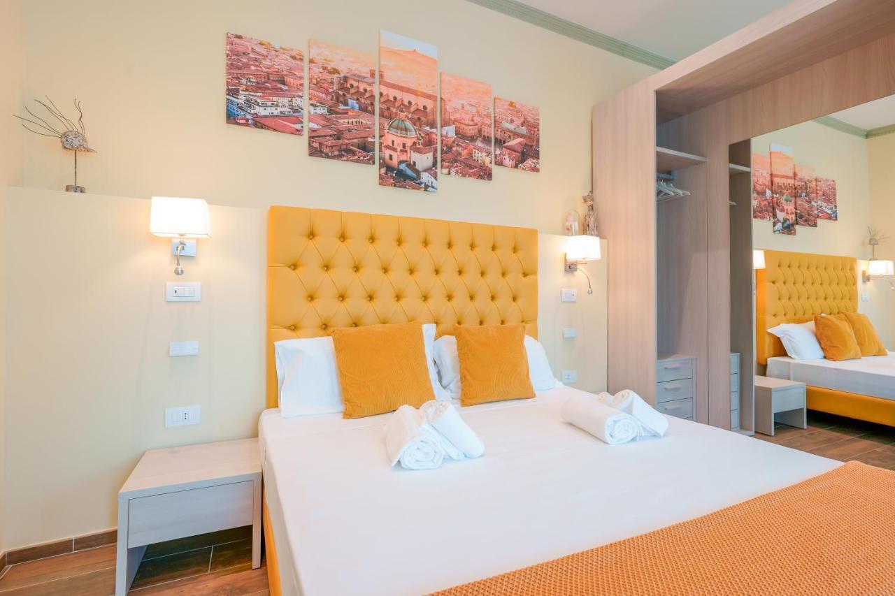 Attico Di Via D'Azeglio Bed & Breakfast Bologna Bagian luar foto