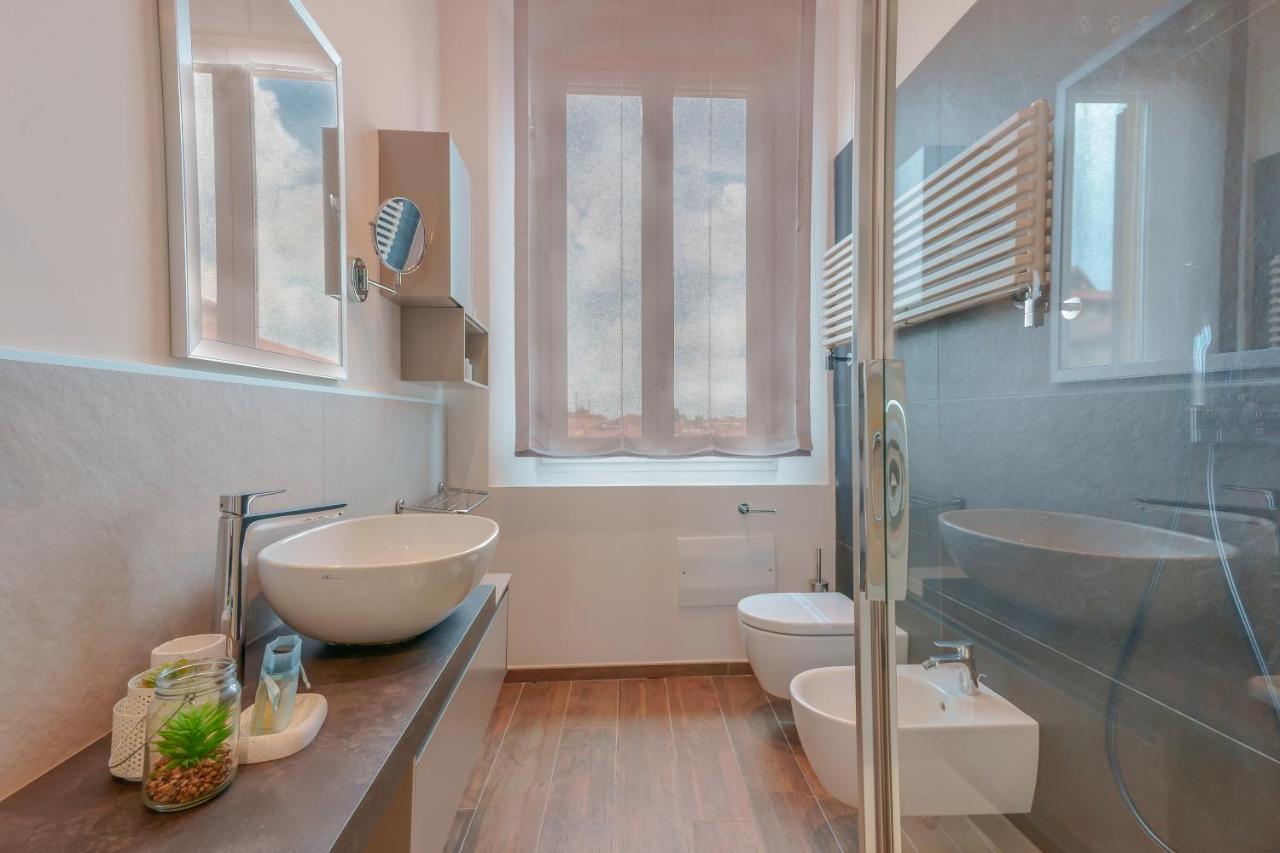Attico Di Via D'Azeglio Bed & Breakfast Bologna Bagian luar foto