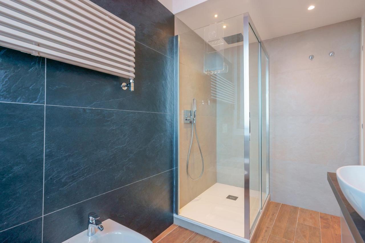 Attico Di Via D'Azeglio Bed & Breakfast Bologna Bagian luar foto