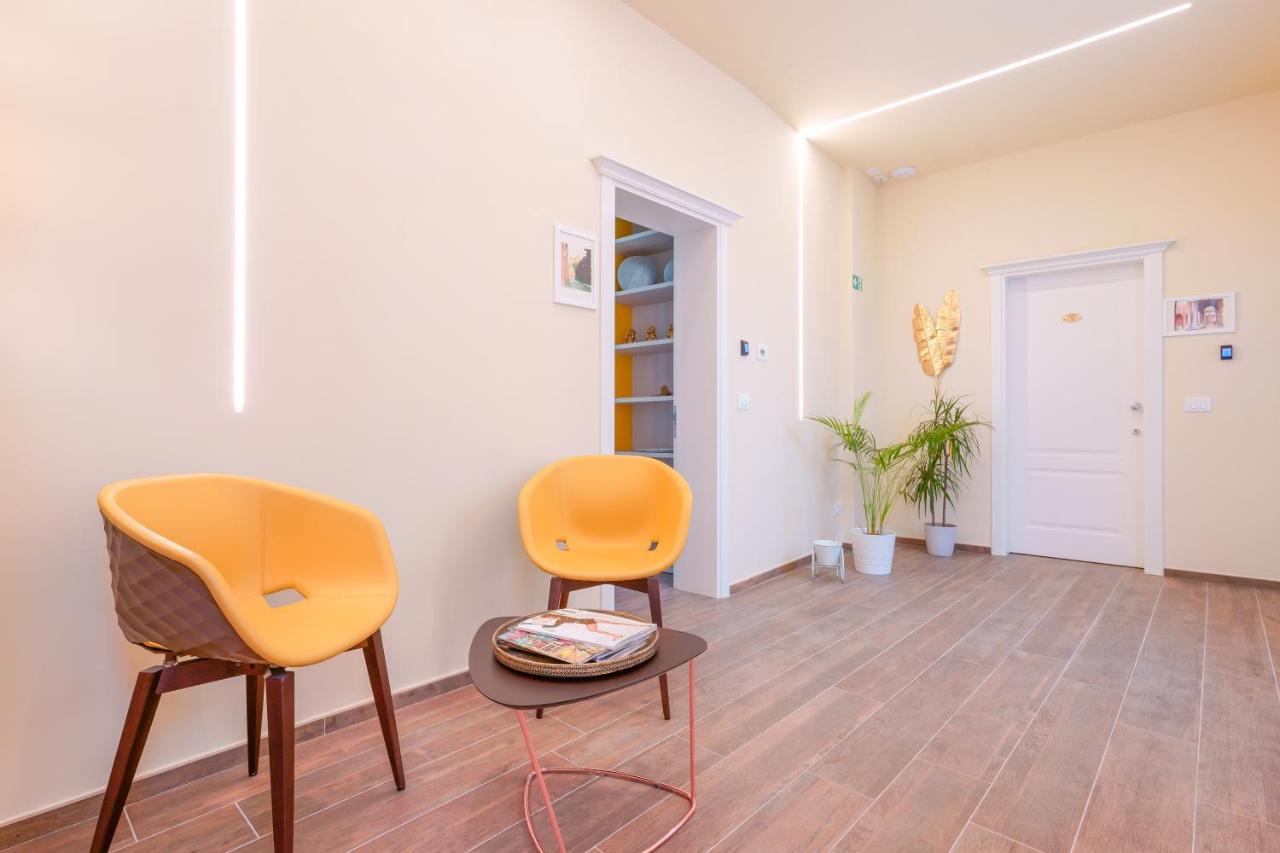 Attico Di Via D'Azeglio Bed & Breakfast Bologna Bagian luar foto