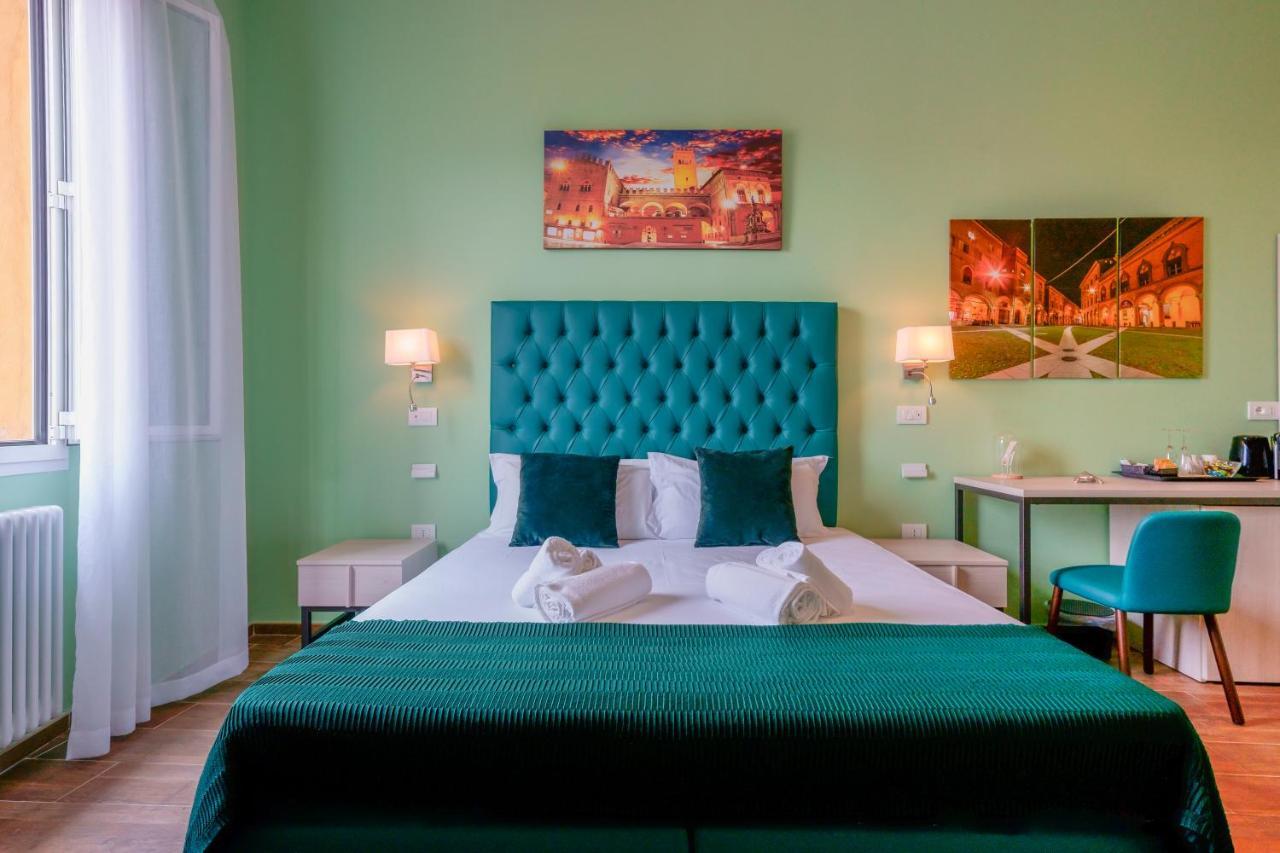 Attico Di Via D'Azeglio Bed & Breakfast Bologna Bagian luar foto