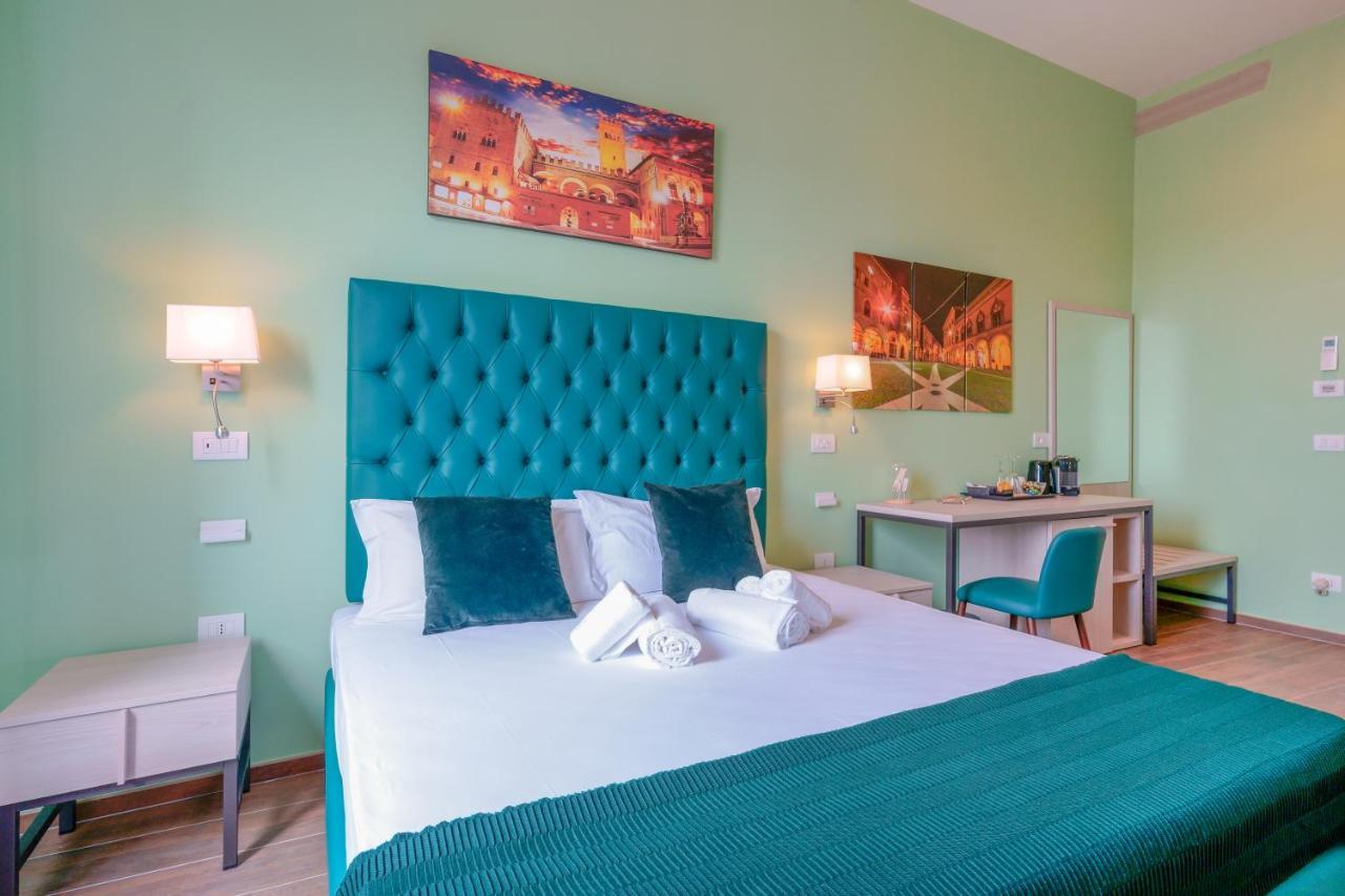Attico Di Via D'Azeglio Bed & Breakfast Bologna Bagian luar foto